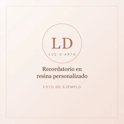 Producto de ejemplo: recordatorio en resina epóxica personalizado para eventos